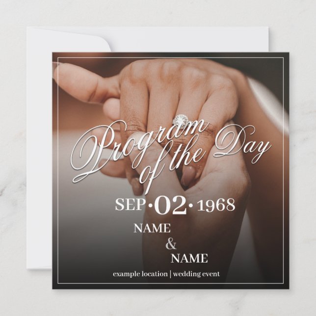 Mains d'un couple Mariage coloré avec anneau (Devant)