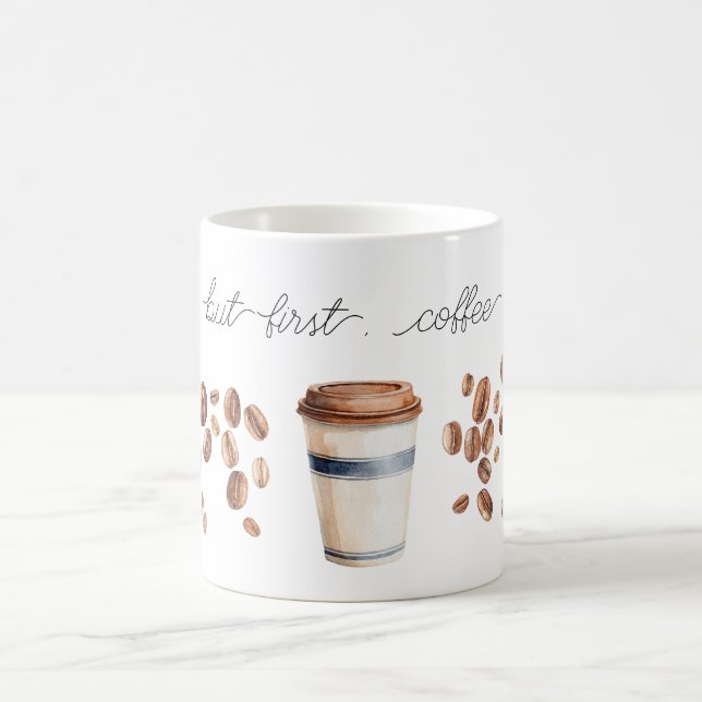 Mais d'abord, tasse de grains de café (Centre)