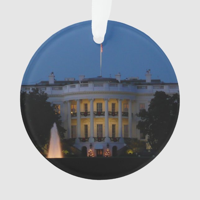 Maison Blanche de Noël à la nuit à Washington DC (devant)