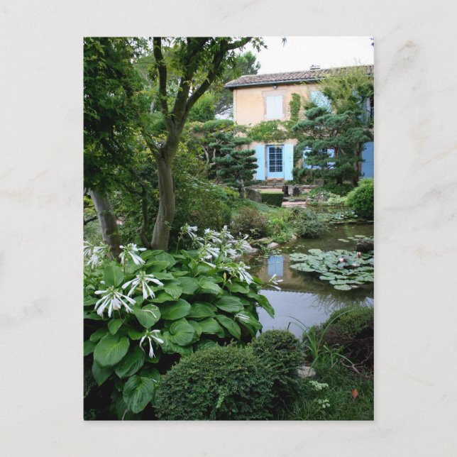Maison dans un beau jardin Carte postale 1 (Devant)
