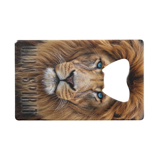 Majestic Lion Face with Blue Eyes | Wildlife Anima (Devant (Horizontal))