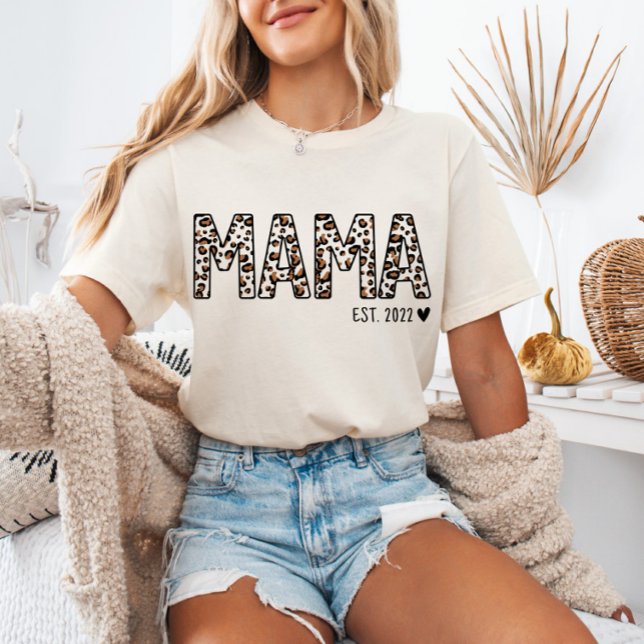 Mama Est TShirt Empreinte de léopard, Custom Mama  (Créateur téléchargé)