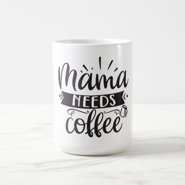 Maman a besoin de café café Mug (Centre)