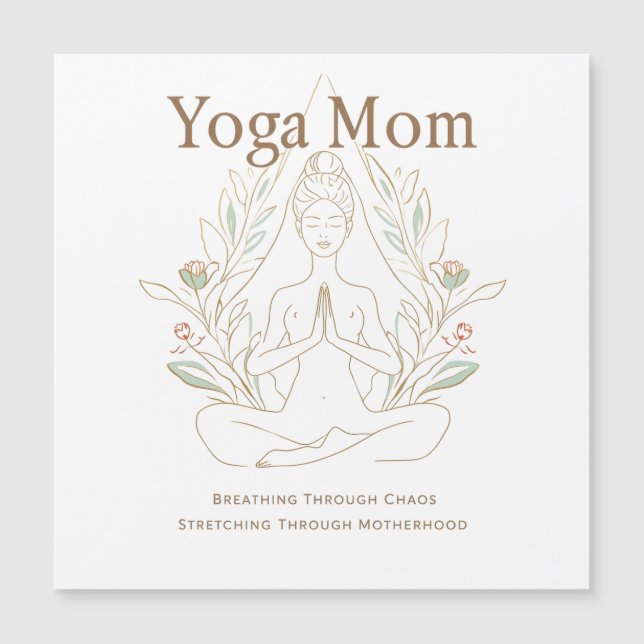 Maman de yoga qui respire à travers la maternité (Devant)