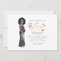 Maman noire aux cheveux foncés pour être d'un garç