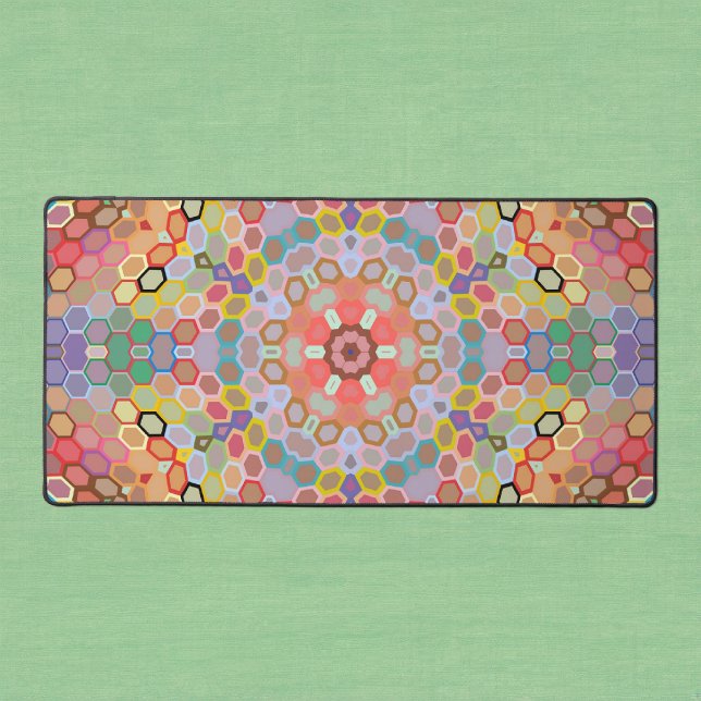 Mandala arc-en-ciel en hexagone (Rainbow Hexagon Mandala Desk Mat by Wormhole Orbital)