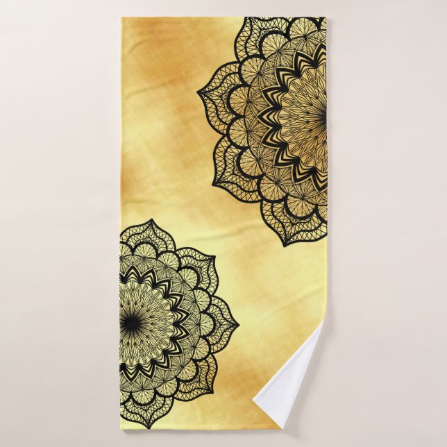 Mandala noir sur fond or doux (Serviette de bain)