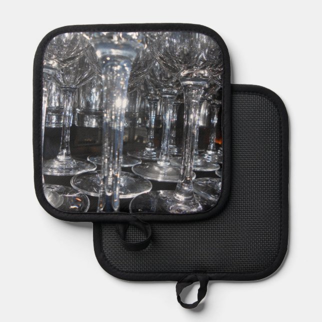 Manique Au-delà du familier (Recto/Verso)