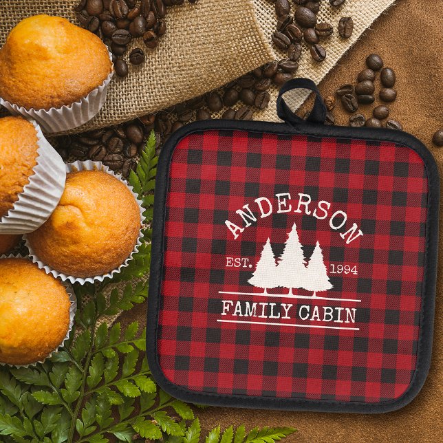 Manique Nom de famille du cabine Red Buffalo Plaid (A great addition to your kitchen.)