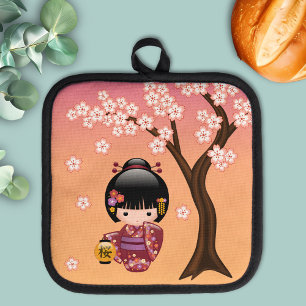 Manique Poupée Sakura Kokeshi - Geisha Girl on Peach