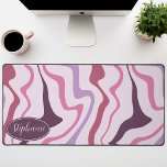 Marbre Abstrait rétro moderne tourbillon mauve vio<br><div class="desc">Laissez-vous tenter par une danse des couleurs grâce à notre Motif moderne rétro Abstrait en marbre liquide. Evoquant la fluidité dynamique des surfaces marbrées et l'esthétique charmante du design rétro-moderne, ce motif est un régal pour les yeux. Une symphonie de couleurs vibrantes tourbillonne et coule dans des mouvements comme des...</div>