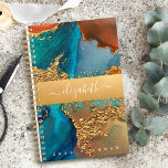 Marbre aquarelle or turquoise orange script<br><div class="desc">Une bande brillante et imitation dorée avec votre nom de typographie de script recouvre un riche arrière - plan d'aquarelle couleur or, bleu turquoise et jaune orangé, veiné d'or, sur ce planificateur annuel chic, élégant, tendance, de nom personnalisé. Personnalisez avec votre nom. Ce planificateur est disponible en 2 tailles :...</div>