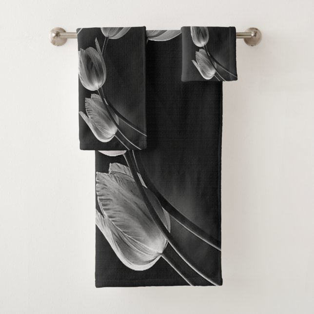 Marbre blanc avec Tulipes grises sous-exposées (En situation)