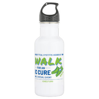 Marcher pour une bouteille d'eau IC Cure