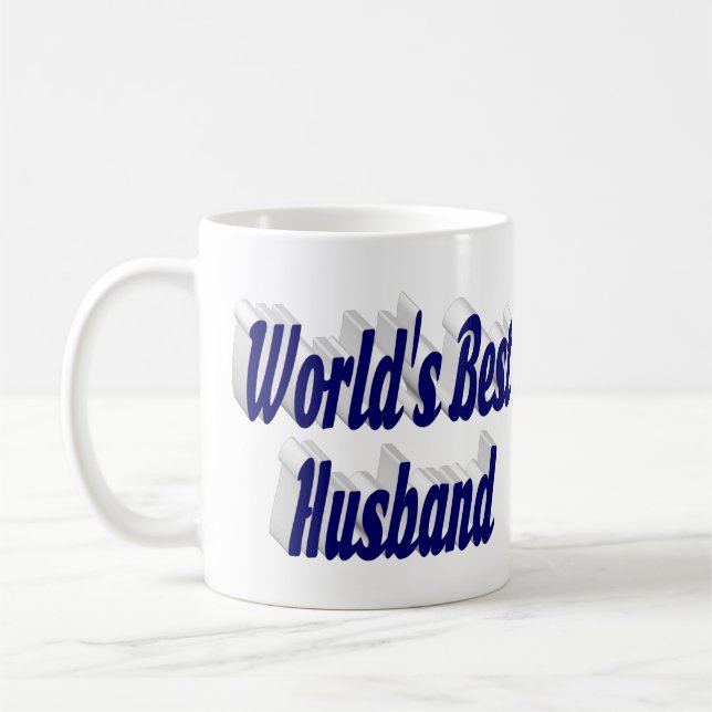 Mari avec un mug à café à moitié texte bleu foncé (Gauche)