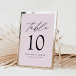 Mariage de lavande moderne élégant Numéro de table<br><div class="desc">Cartes de numéro de table mariage tendance et minimaliste avec lettrage moderne noir avec "Table" dans script de calligraphie moderne. Le design est composé d'un arrière - plan lavande-violet ou d'une couleur de votre choix. Le dessin se répète à l'arrière. Pour commander les cartes de table : ajoutez votre nom,...</div>