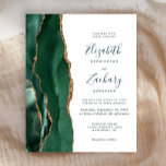Mariage de script d'agate d'or vert Emerald<br><div class="desc">Le bord gauche de cette élégante faire-part de mariage moderne est orné d'une bordure en aquarelle vert émeraude, recouverte d'une parties scintillant en faux or. Le texte personnalisable combine écriture manuscrite fantaisiste, copperplate et polices italiques en vert émeraude sur un arrière - plan blanc. L'envers est assorti d'une agate vert...</div>