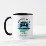 Mariage Groomsman Levelup Gamer Fun Mug<br><div class="desc">Une idée cadeau de marionnettiste moderne pour ceux qui aiment jouer à des jeux générés par ordinateur,  avec deux consoles de jeux et une déclaration d'humour "Leveled Up To Groomsman" Il suffit de customiser avec un nom personnel pour cette touche spéciale supplémentaire sans frais supplémentaires.</div>