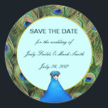 Mariage Peacock Enregistrer Les Stickers Date<br><div class="desc">Ces beaux stickers de date de sauvegarde est une façon élégante d'annoncer votre grand jour. Mettez-les sur le dos des enveloppes ou sur tout ce que vous voulez. Personnalisez les autocollants en changeant le texte dans les champs fournis. Vous pouvez modifier le style de police, la taille et la couleur....</div>