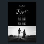 Mariage photo en noir et blanc Numéro de table<br><div class="desc">Un magnifique script de calligraphie noir et blanc présentant la photo du couple. Un design photo mariage moderne avec des éléments minimalistes simples. Un design de numéro de table moderne mariage idéal pour toute personne qui aime la calligraphie script, les conceptions noir et blanc et la papeterie photo mariage. Des...</div>