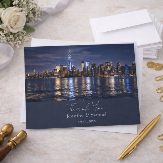 Mariage romantique sur la skyline de NYC : carte d (Créateur téléchargé)