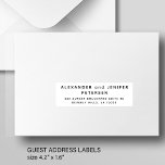 Mariage simple 24 personnes étiquette de adresse<br><div class="desc">Étiquettes de adresse individuels minimalistes simples personnalisés (24 destinataires) pour les envois d'invitation,  avec typographie moderne et tendance minimaliste en noir et blanc classique.       La taille d'un étiquette est cca 4, 2 x 1, 7 pouces pour une feuille de 14 x 14 pouces (extra-large)</div>