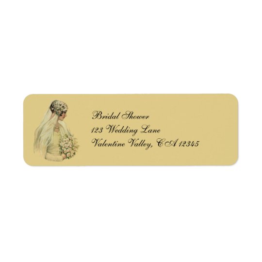 Mariage vintage, portrait nuptiale de jeune mariée étiquette d’adresse retour