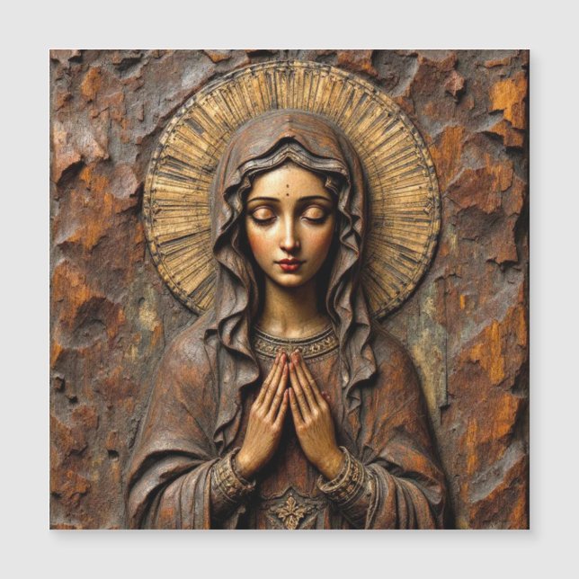 Marie en bois sculptée avec dévotion (Devant)