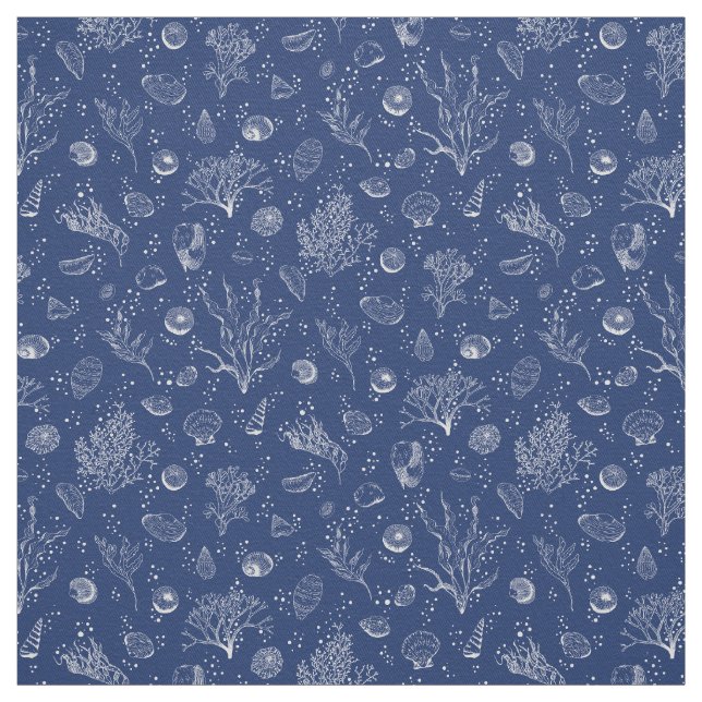 Marine et tissu blanc avec coquillages et algues (Échantillon)