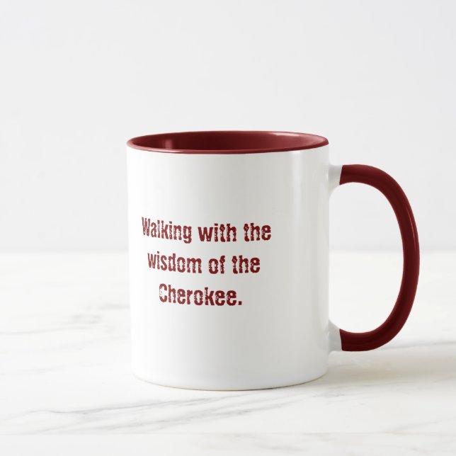 Maroon Typographie Cherokee Dire Coffee Mug (Droite)