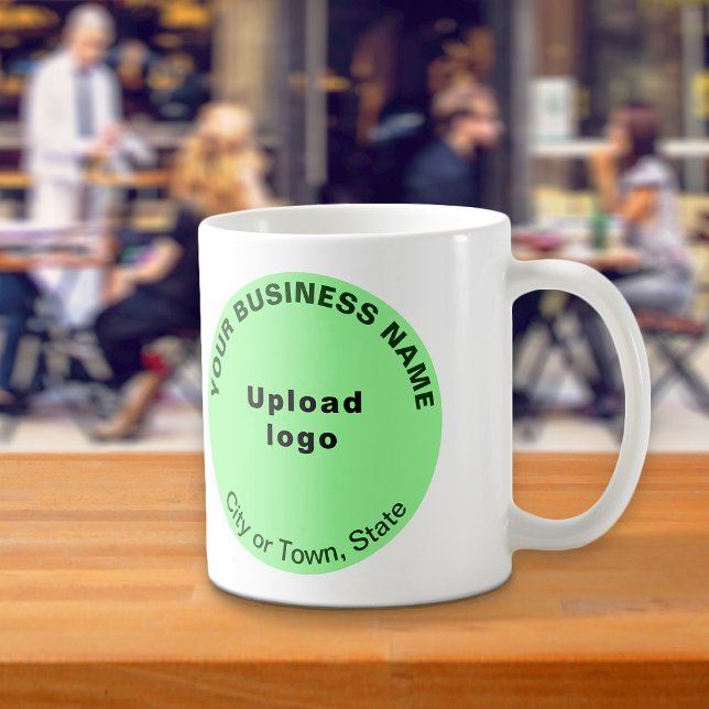 Marque commerciale ronde verte sur Mug (Light green round business brand on mug)