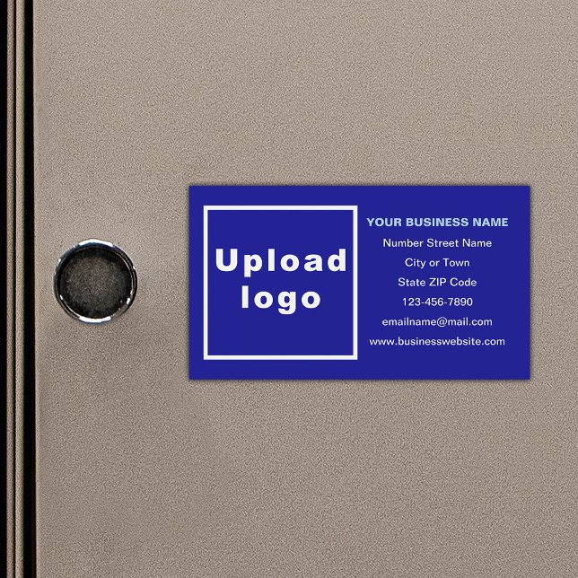 Marque commerciale sur carte magnétique bleue (Your business brand on small blue rectangle magnetic card.)