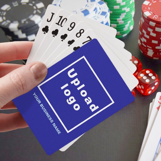 Marque d'affaires bleue sur les cartes de jeu (Blue business brand on playing cards)