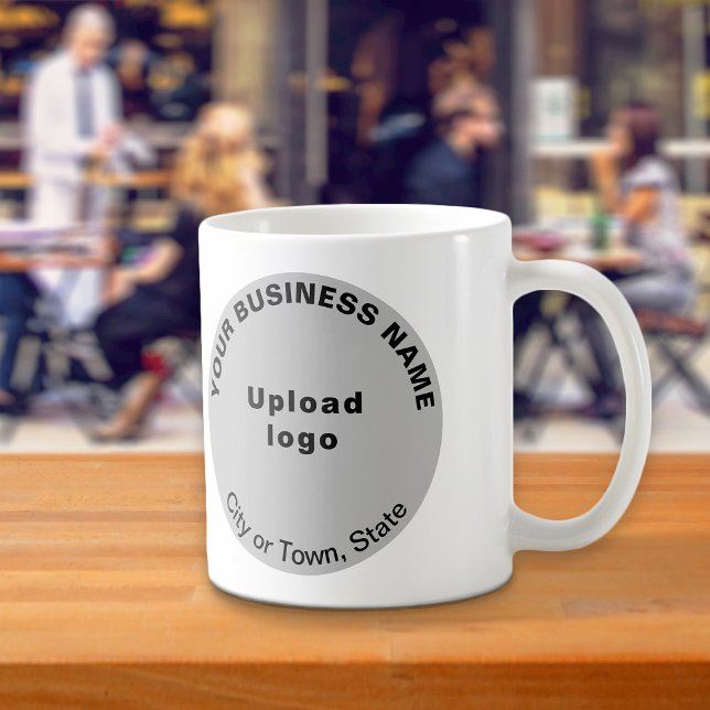Marque d'affaires ronde grise sur Mug (Gray round business brand on mug)