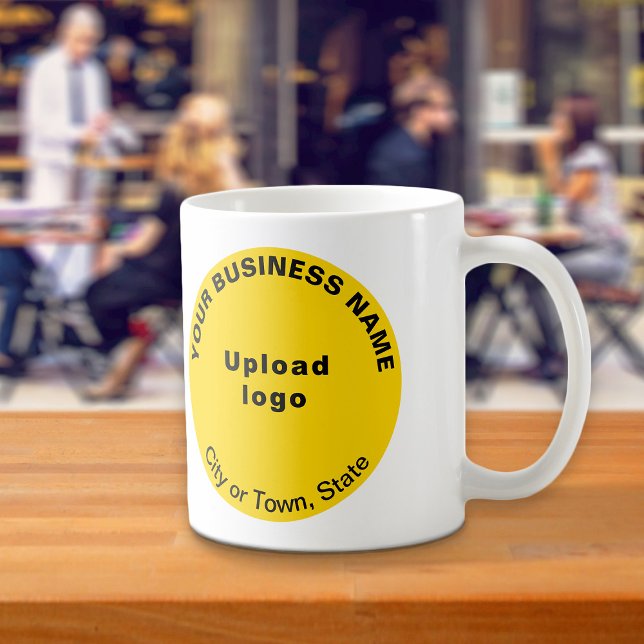Marque d'affaires ronde jaune sur Mug (Yellow round business brand on mug)