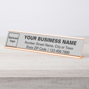 Marque d'affaires sur plaque de nom de bureau long