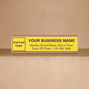 Marque d'affaires sur plaque de nom de bureau stan