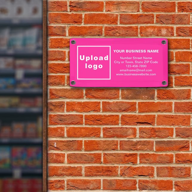 Marque d'entreprise sur une petite bannière rose (Small pink banner with your business brand)