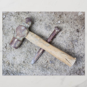 Marteau grungy et ciseau