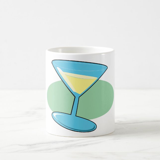 Martini Boire Dans Une Mug De Café En Verre (Créateur téléchargé)