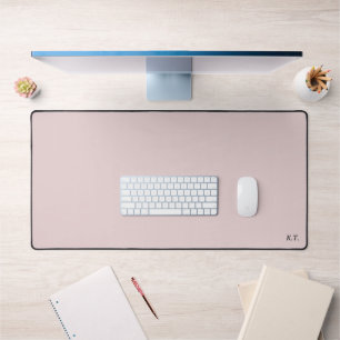 Mat de bureau rose avec initiales monographiques p