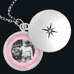 Médaillon Avec Fermoir Cadre rose fantaisie Photo personnalisée<br><div class="desc">Design élégant et simple de cadre photo.</div>