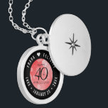 Médaillon Avec Fermoir Élégant 40ème anniversaire de Ruby Mariage<br><div class="desc">Commémorez le 40e anniversaire de mariage avec cet élégant emplacement! Elégant serif noir et sans serif lettrage avec des confettis hexagonaux sur un arrière - plan rouge rubis ajouter une touche mémorable pour cette occasion spéciale et une étape extraordinaire. Customisez avec les noms du couple heureux. Ajoutez encore plus de...</div>
