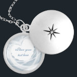 Médaillon Avec Fermoir Voile de naissance<br><div class="desc">Voile romantique blanche nuptiale en forme de coeur. Parfait pour les fêtes d'anniversaire,  de mariage et de tout événement lié à l'amour.</div>