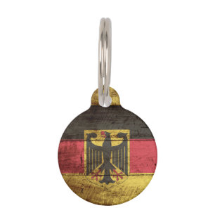 Médaillon Pour Animaux Drapeau de l'Allemagne sur le vieux grain en bois
