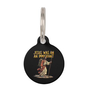 Médaillon Pour Animaux Jésus Est Un Immigrant Unique Cross Design Support