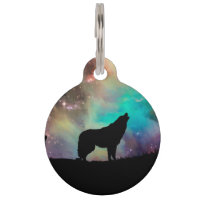 Loup hurlant dans l'univers