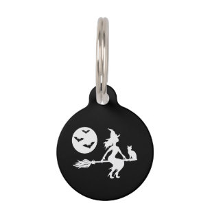 Médaillon Pour Animaux Silhouette de sorcière d'Halloween en noir et blan
