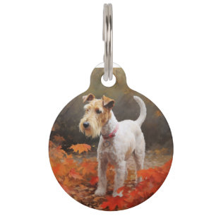 Médaillon Pour Animaux Wirefox Terrier dans les feuilles d'automne qui to