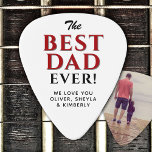 Médiators Moderne Meilleur papa Jamais Père`Jour photo compl<br><div class="desc">Moderne Meilleur Père Ever Fête des Pères Onglet de guitare photo complète. Le meilleur papa onglet de guitare modèle photo. Le meilleur papa typographie tendance en noir et rouge sur arrière - plan blanc - personnalisez avec vos noms. D'un côté, une photo - insérez votre photo préférée. Un grand cadeau...</div>